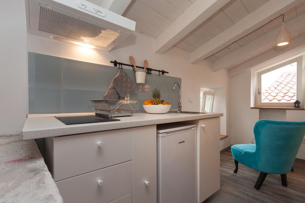 Apartments And Rooms Hey Rovinj Exterior photo