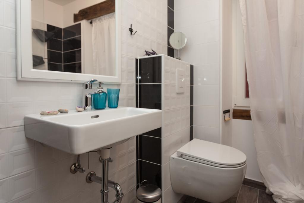 Apartments And Rooms Hey Rovinj Exterior photo