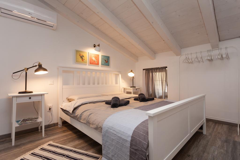 Apartments And Rooms Hey Rovinj Exterior photo